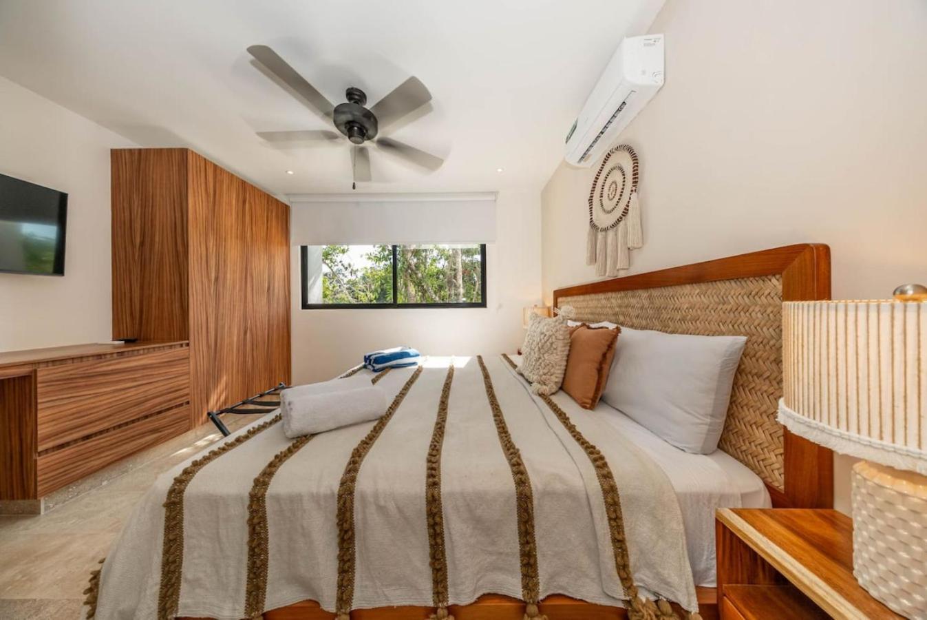 Lux 2 Bd With Balcony And Rooftop Pool At Aldea Zama Apartment *
